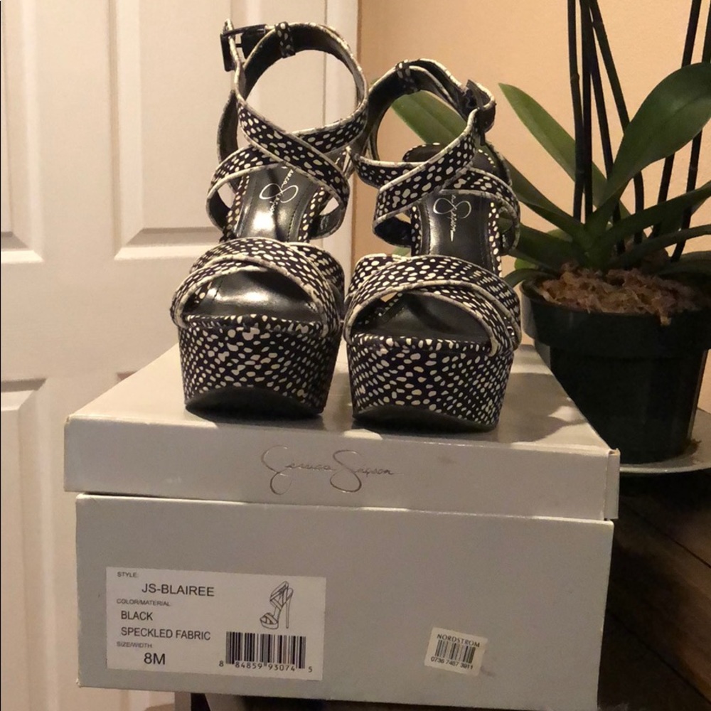 Jessica Simpson heels - Picture 3 of 4